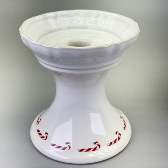 Casafina Portugal The Nutcracker  
Christmas Candy Cane Candleholder - Picture 3 of 8